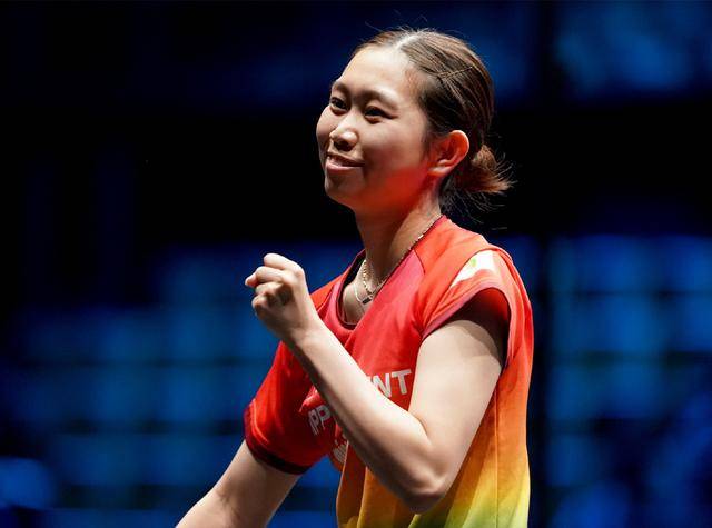 国乒女单全军覆没！日本包揽冠亚军，日本削球手连续3场零封国乒